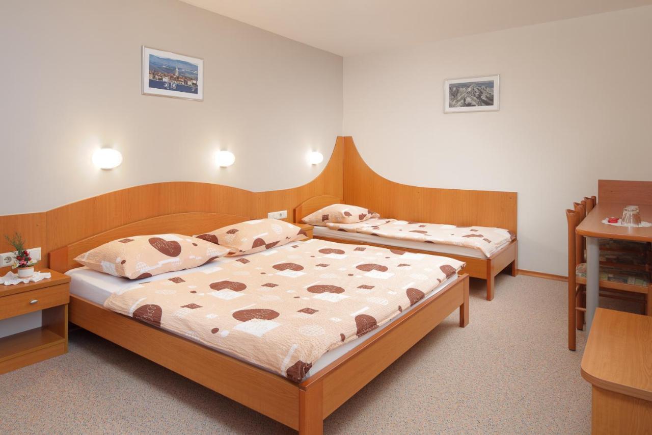 Rooms Sustersic Ljubljana Kültér fotó
