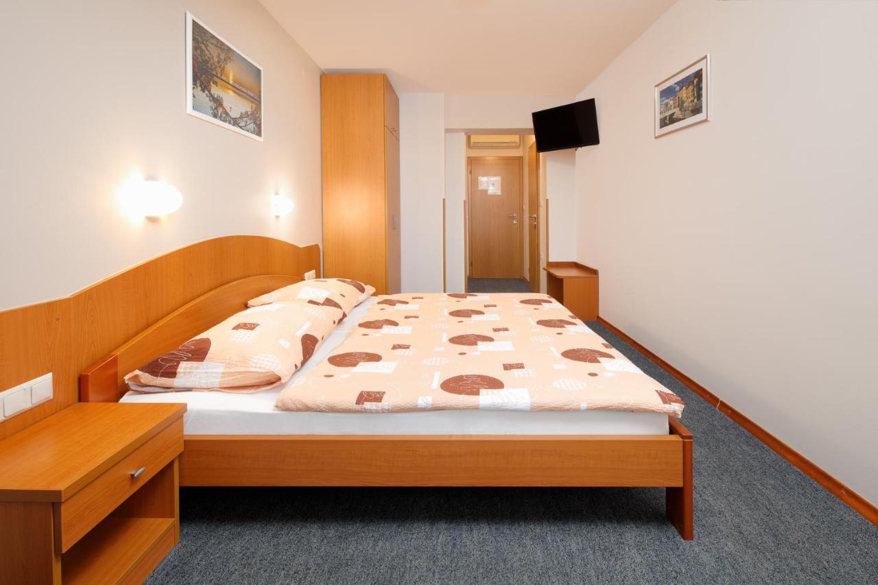 Rooms Sustersic Ljubljana Kültér fotó